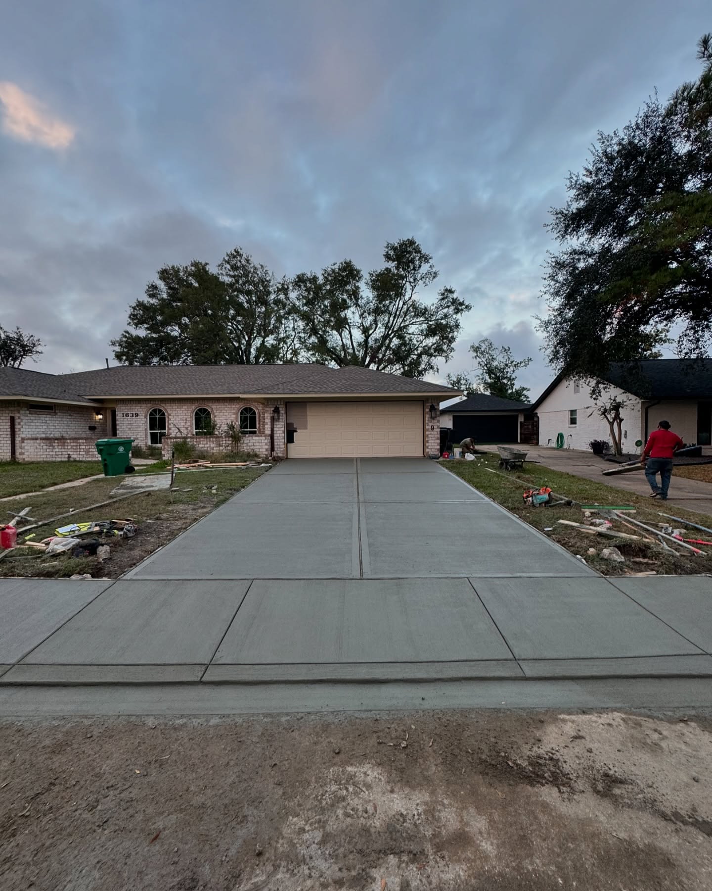concrete-driveway-houston.jpg