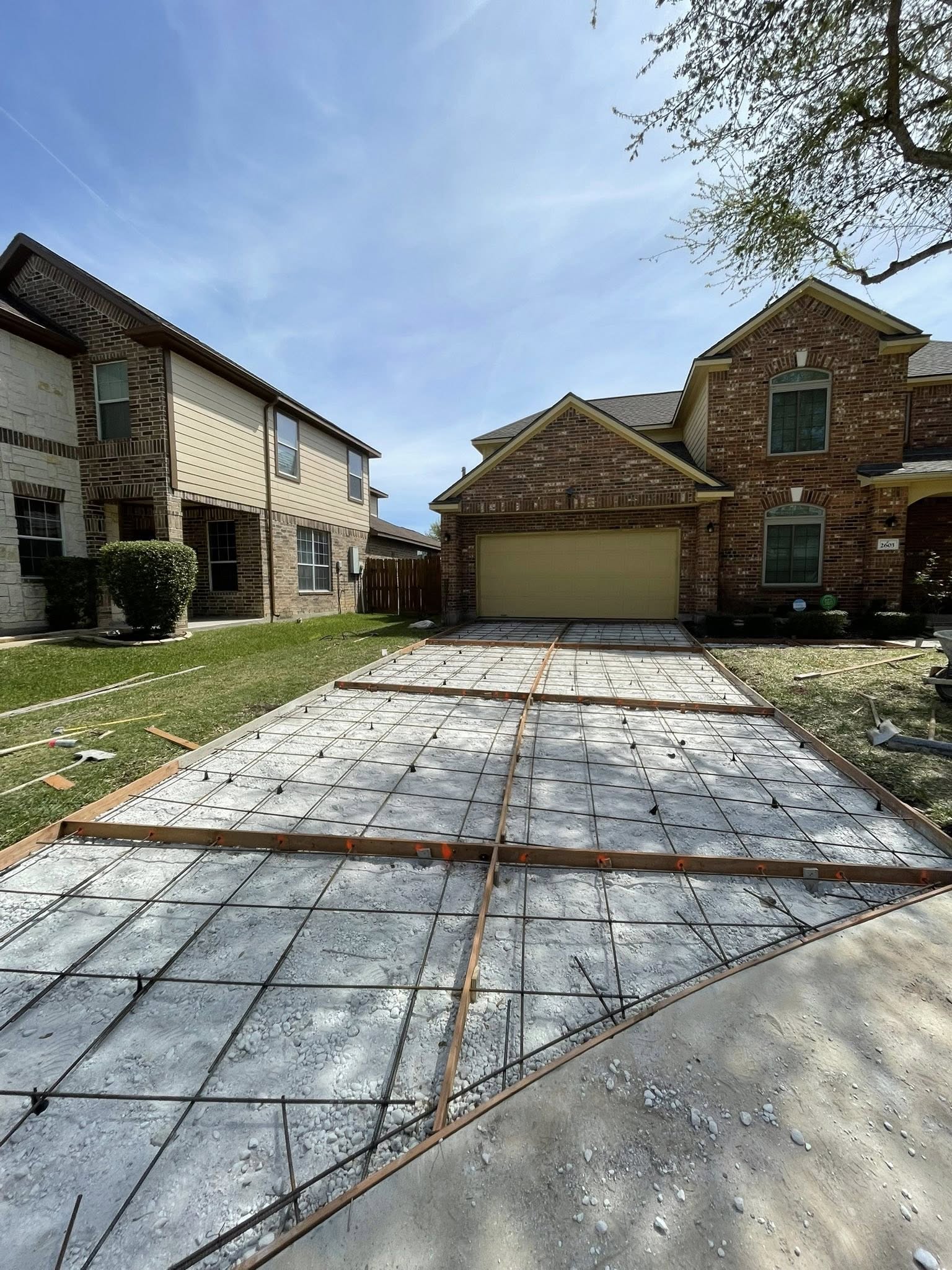 Custom stamped concrete patio installation in Manvel Texas